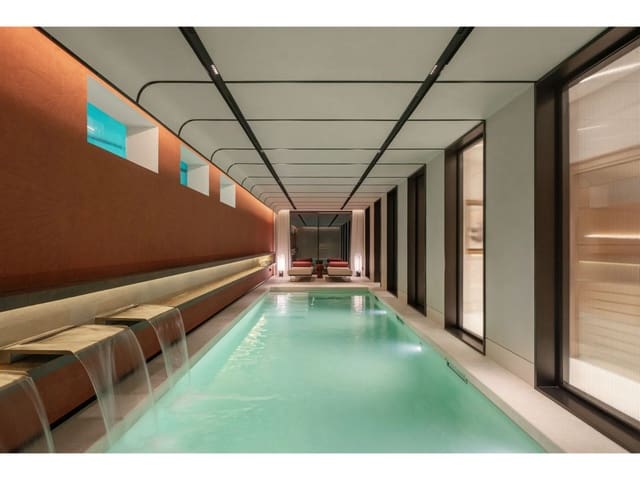 5 makuuhuone Huvila myytävänä paikassa Nagüeles Alto, Marbella mukana uima-altaan 
autotalli - 14 995 000 € (Ref: 9672596)