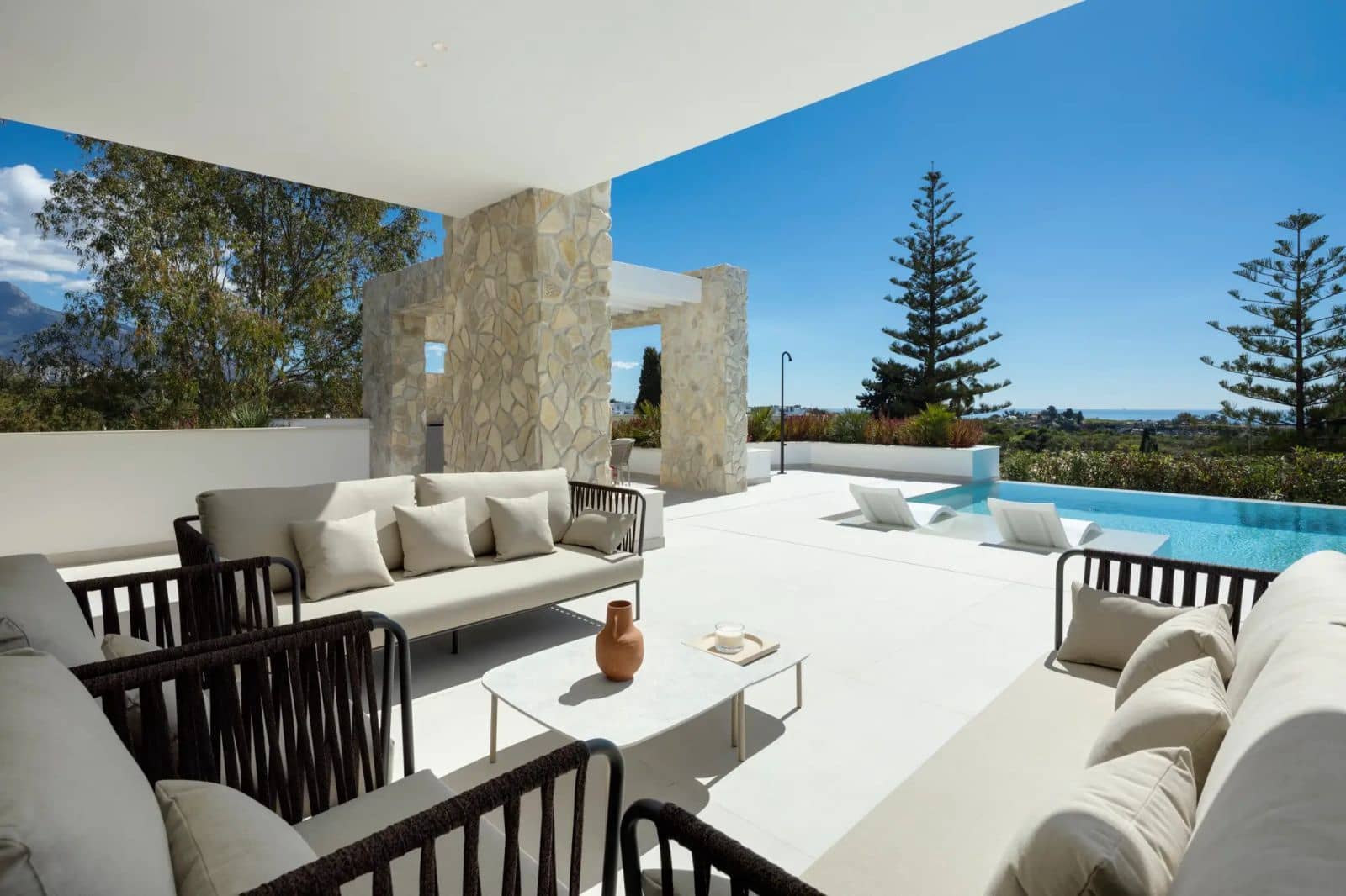 Chalet de 5 habitaciones en Benahavís en venta con piscina garaje - 5.750.000 € (Ref: 9672682)