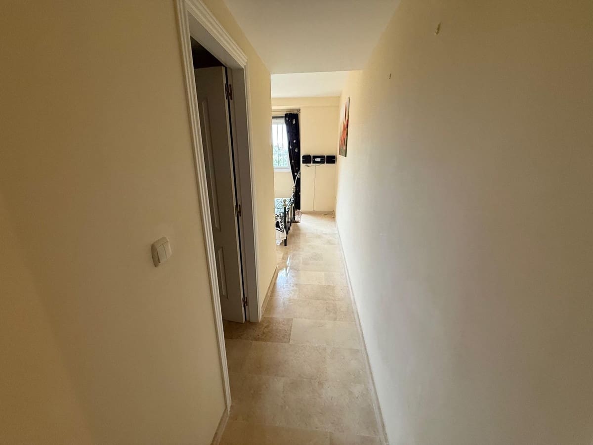 2 chambre Appartement à vendre à Elviria avec piscine garage - 465 000 € (Ref: 9746771)