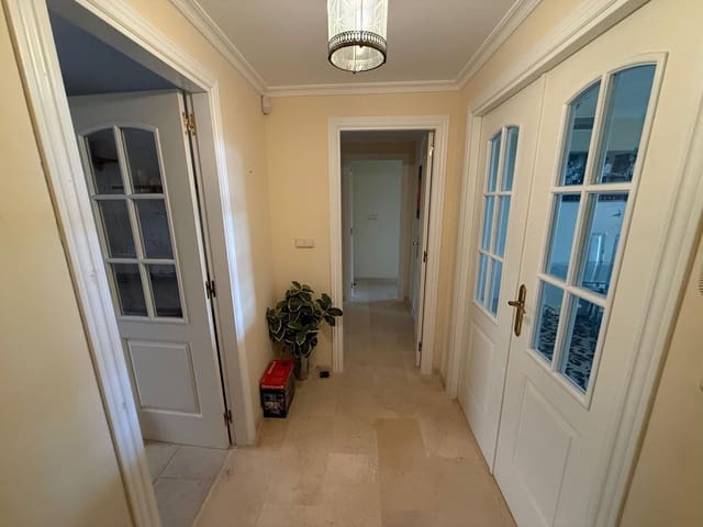 2 quarto Apartamento para venda em Elviria, Marbella com piscina garagem - 465 000 € (Ref: 9746771)