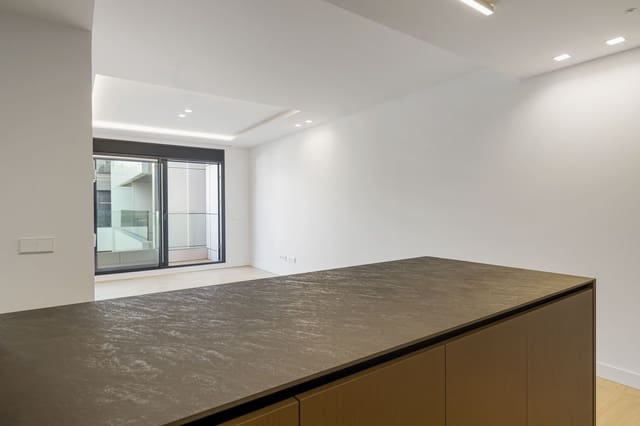 2 makuuhuone Huoneisto myytävänä paikassa Zona Puerto Deportivo, Fuengirola mukana uima-altaan 
autotalli - 599 000 € (Ref: 9751330)