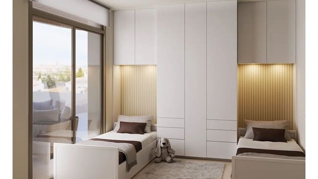 Apartamento de 3 habitaciones en Zona Calvario, Estepona en venta con piscina garaje - 680.000 € (Ref: 9751371)