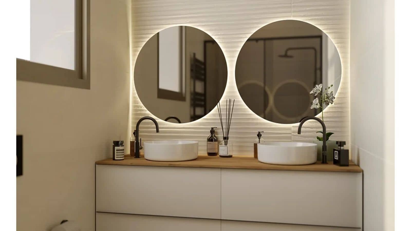 Apartamento de 3 habitaciones en Estepona en venta con piscina garaje - 680.000 € (Ref: 9751371)