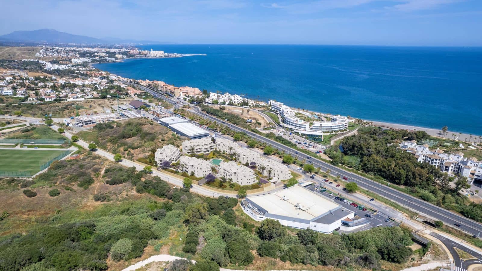 3 soverom Penthouse til salgs i Estepona med svømmebasseng garasje - € 725 000 (Ref: 9751372)