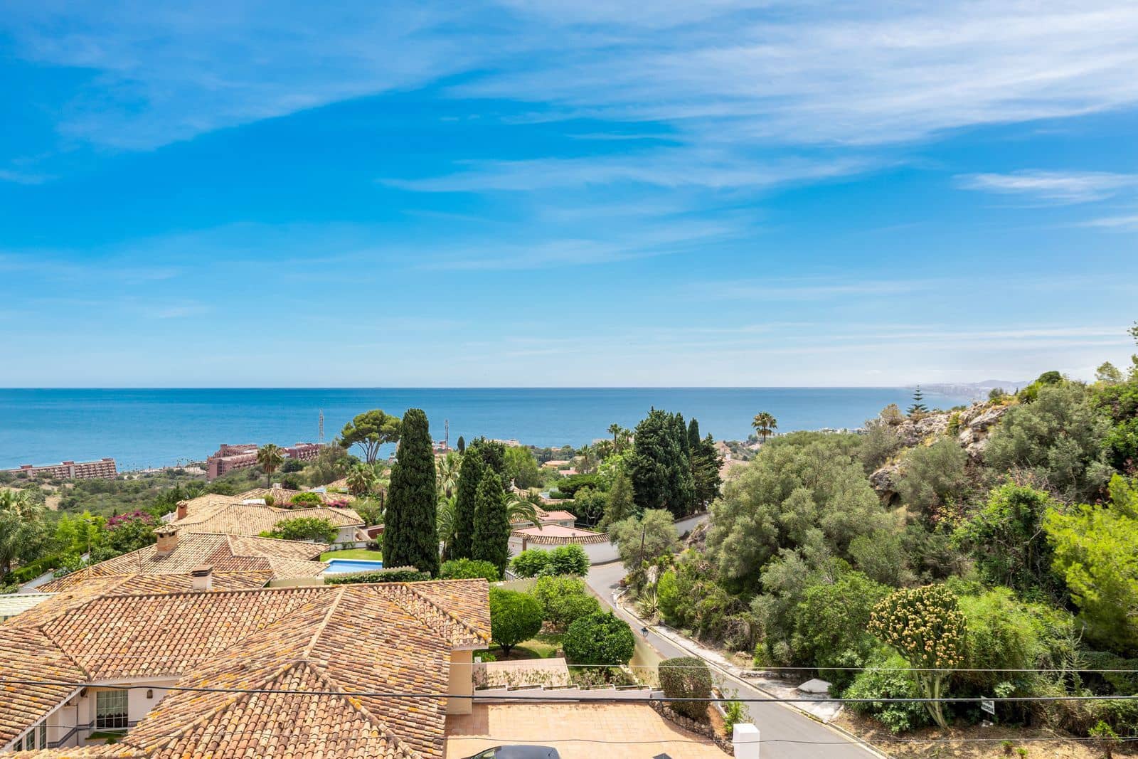 4 bedroom Villa for sale in La Capellania with pool garage - € 1,795,000 (Ref: 9786878)