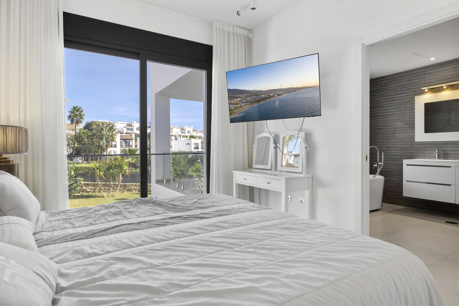 Chalet de 6 habitaciones en Benalmádena en venta con piscina garaje - 1.900.000 € (Ref: 9786887)