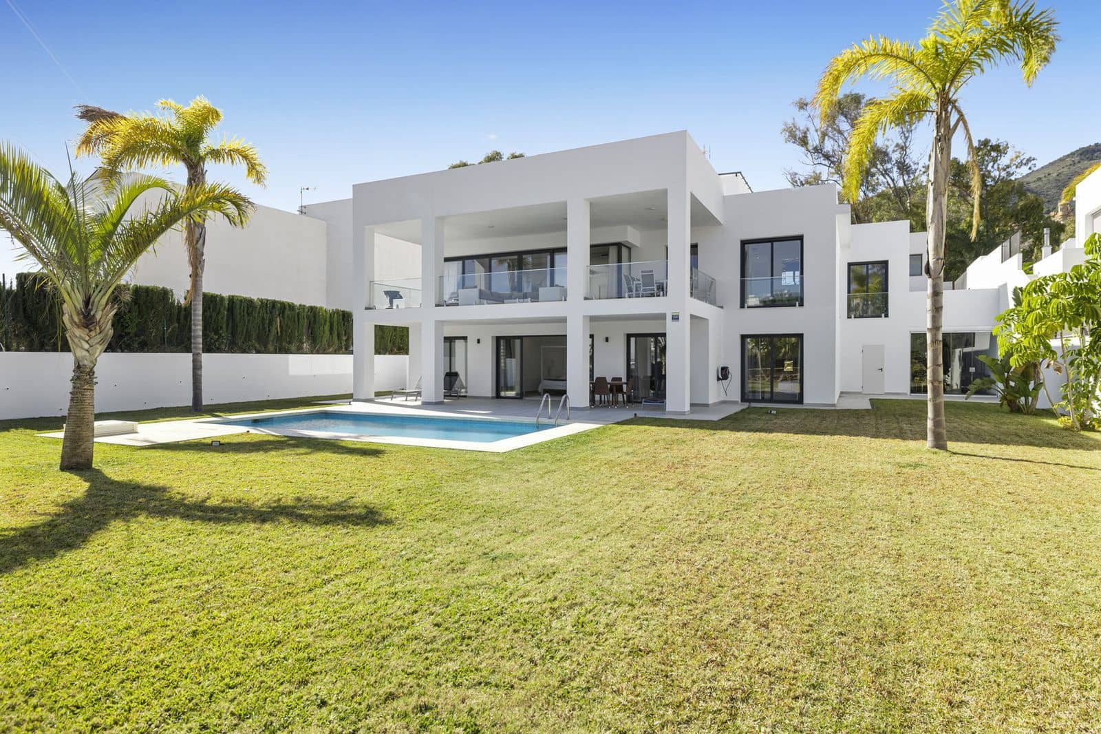 Chalet de 6 habitaciones en Benalmádena en venta con piscina garaje - 1.900.000 € (Ref: 9786887)