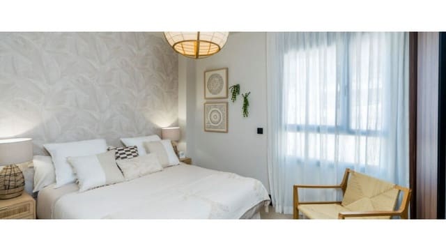 3 soverom Leilighet til salgs i Los Naranjos, Marbella med svømmebasseng garasje - € 950 000 (Ref: 9786912)