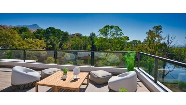 3 soverom Leilighet til salgs i Los Naranjos, Marbella med svømmebasseng garasje - € 950 000 (Ref: 9786912)