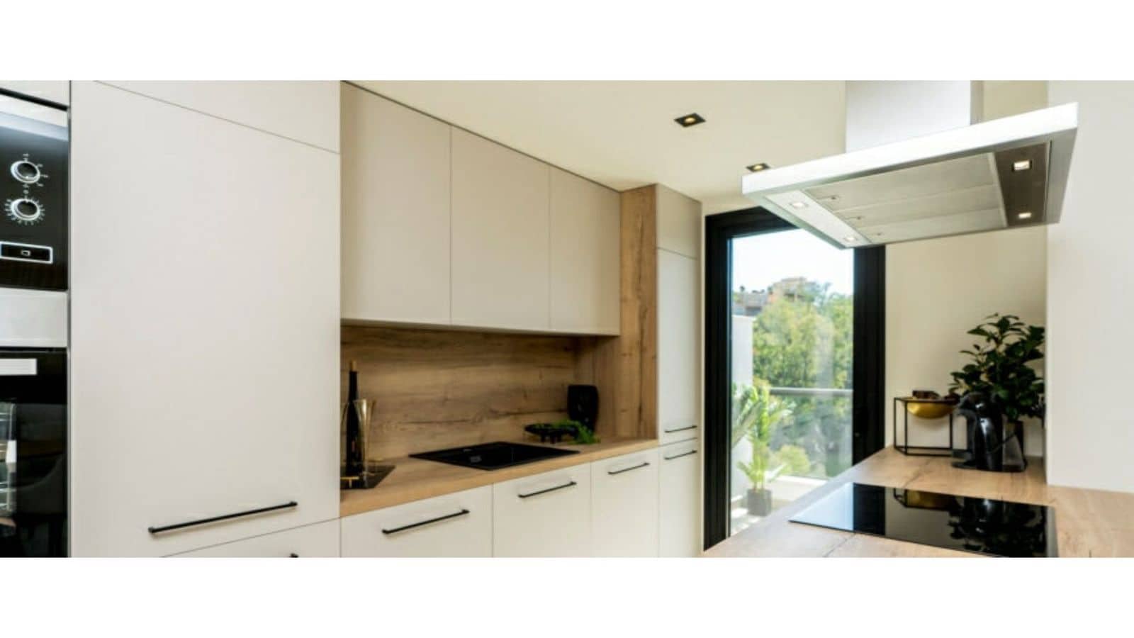 3 soverom Leilighet til salgs i Marbella med svømmebasseng garasje - € 950 000 (Ref: 9786912)