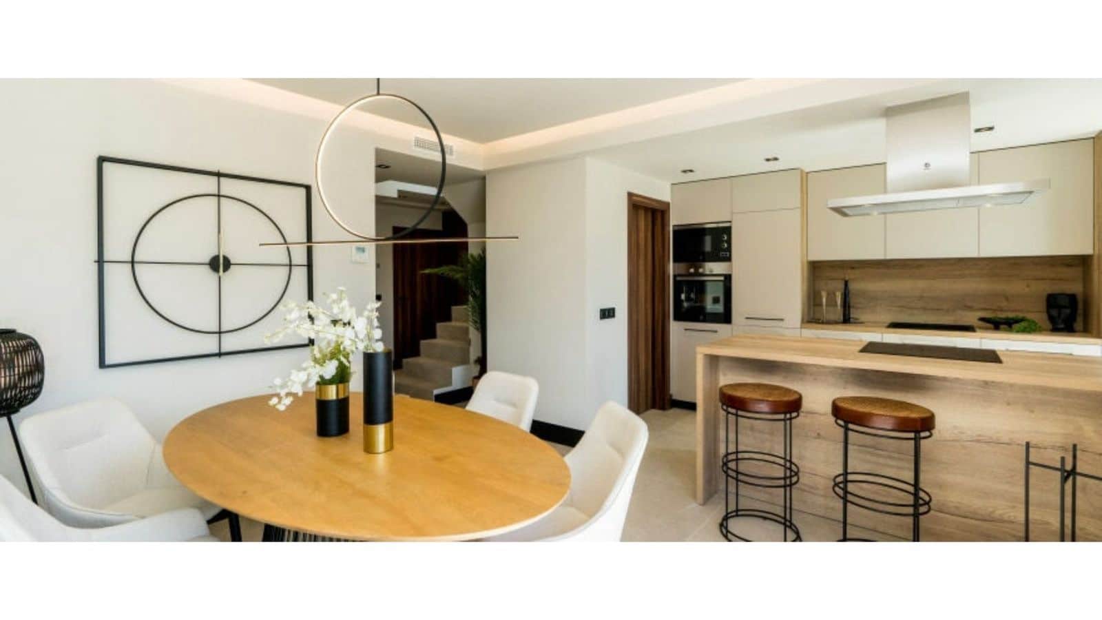 3 soverom Leilighet til salgs i Marbella med svømmebasseng garasje - € 950 000 (Ref: 9786912)