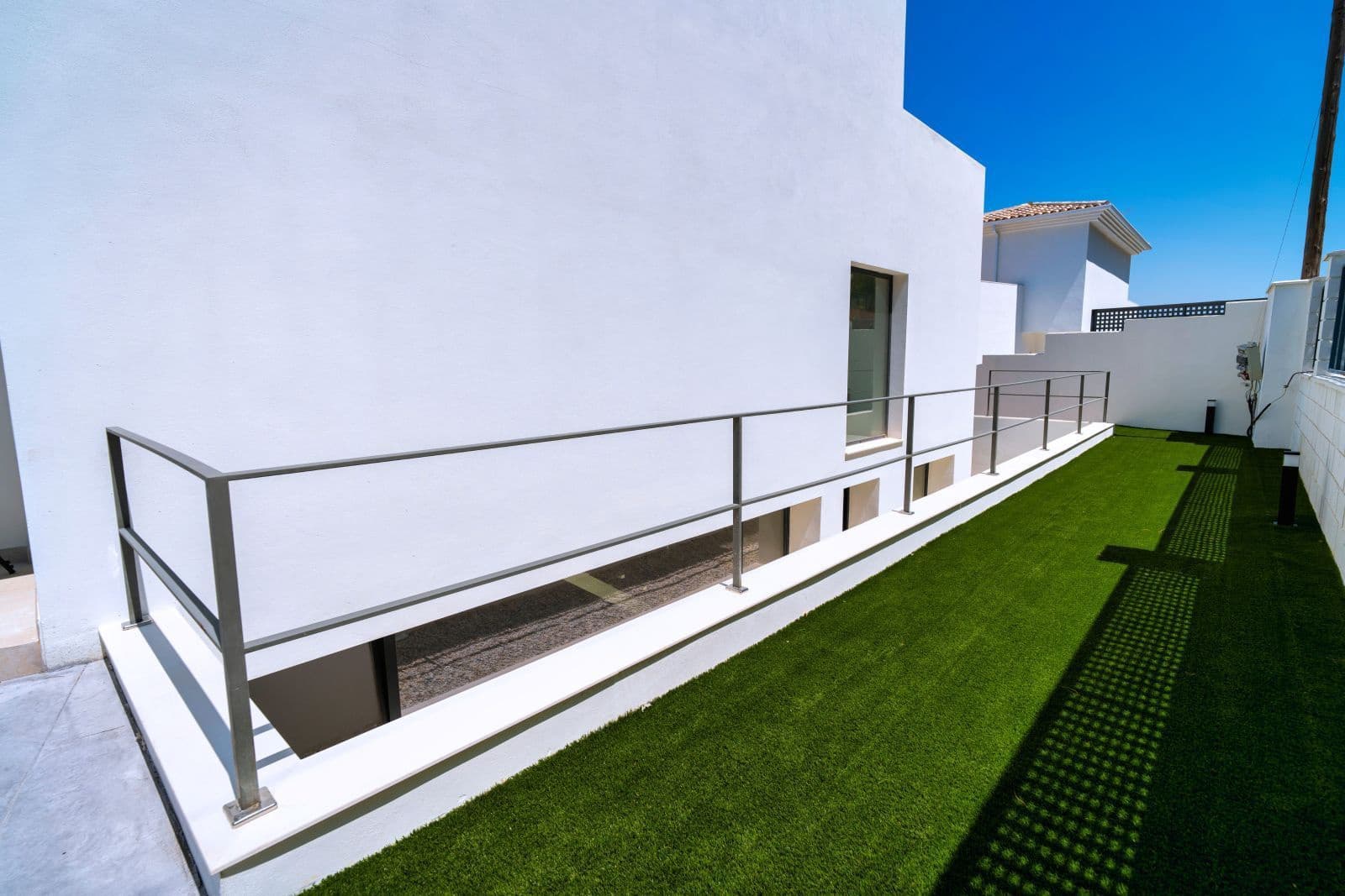 4 soveværelse Villa til salg i Alhaurin de la Torre med swimmingpool garage - € 890.000 (Ref: 9786940)