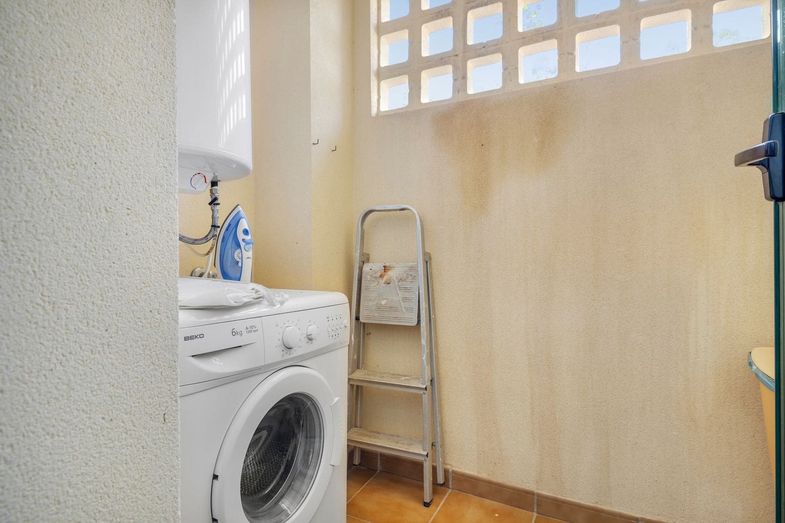 Apartamento de 2 habitaciones en Torrequebrada en venta con piscina garaje - 365.000 € (Ref: 9793731)