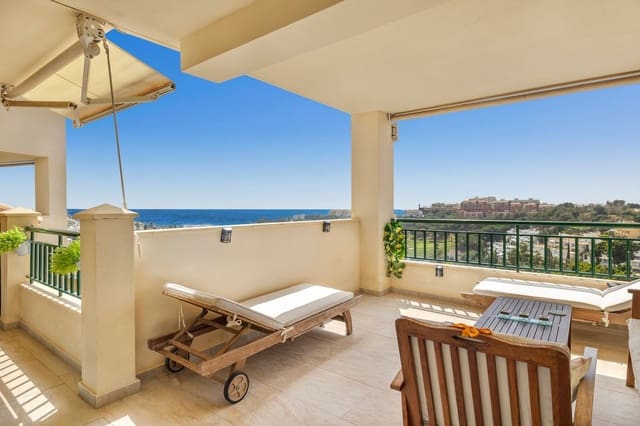 Apartamento de 2 habitaciones en Cortijo Torrequebrada, Benalmádena en venta con piscina garaje - 365.000 € (Ref: 9793731)