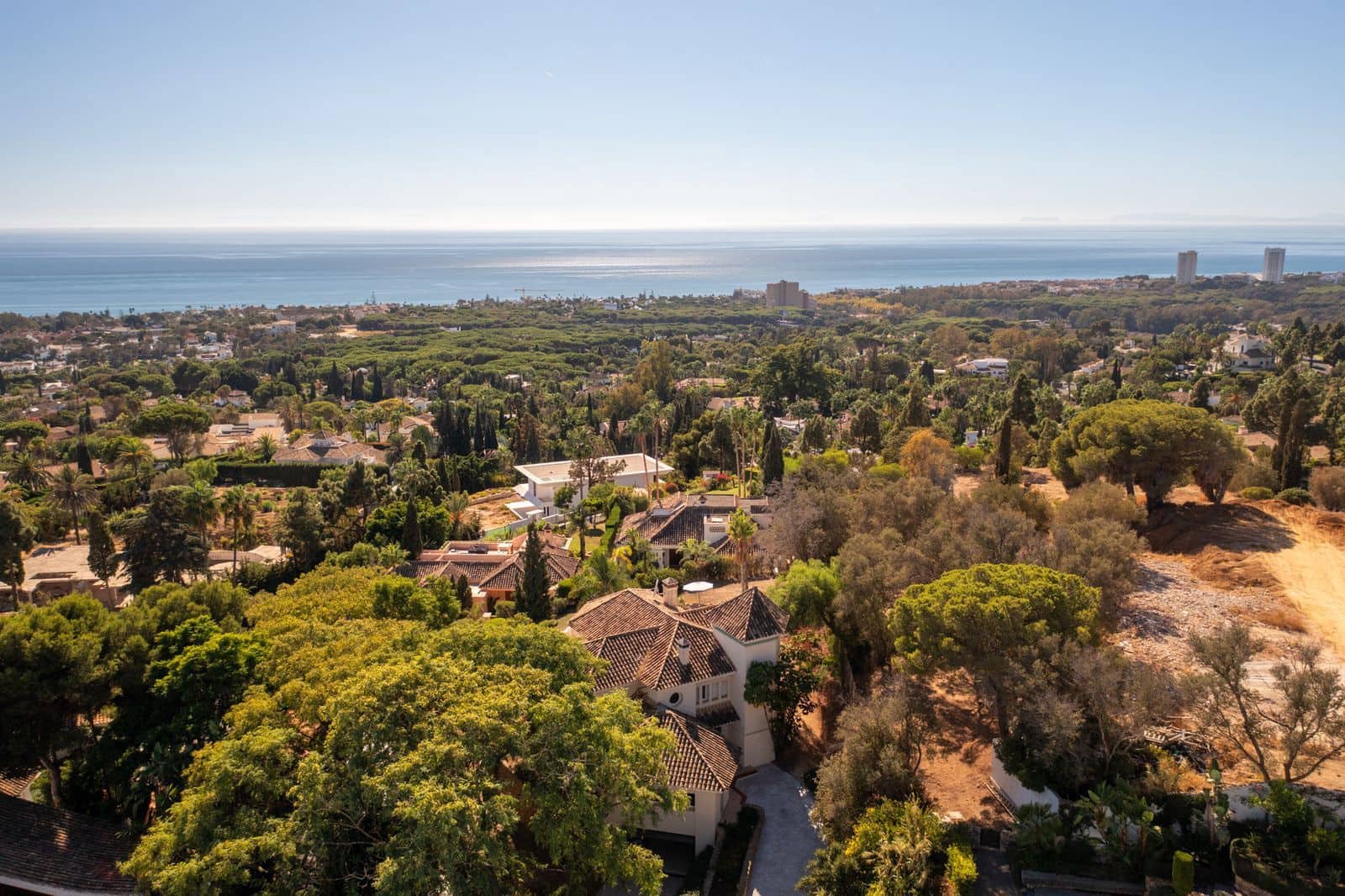 5 soveværelse Villa til salg i Marbella med swimmingpool garage - € 1.995.000 (Ref: 9814823)