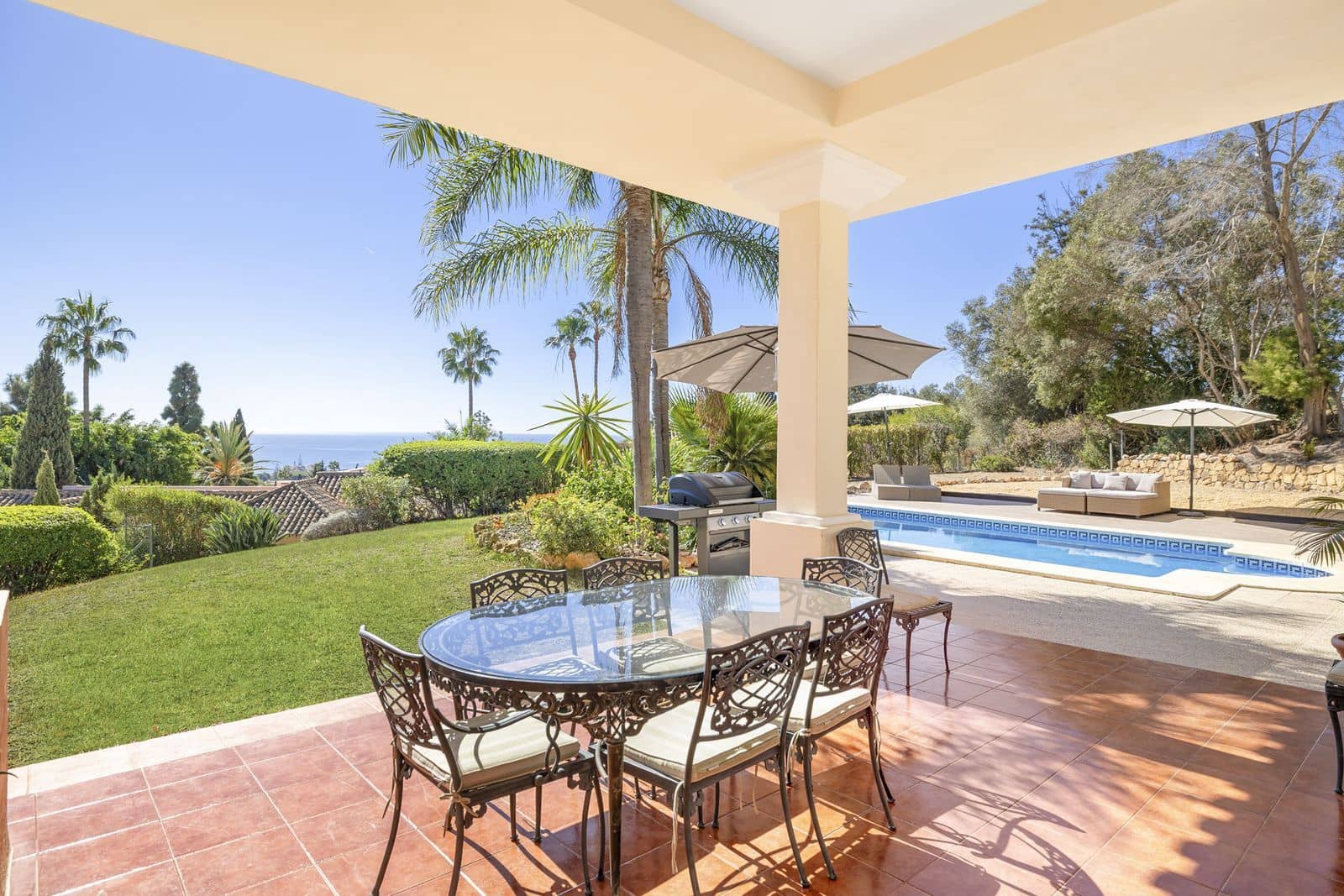 5 soveværelse Villa til salg i Marbella med swimmingpool garage - € 1.995.000 (Ref: 9814823)