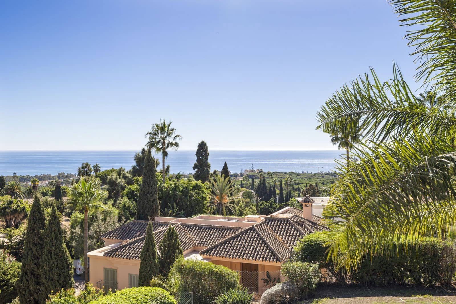 5 soveværelse Villa til salg i Marbella med swimmingpool garage - € 1.995.000 (Ref: 9814823)