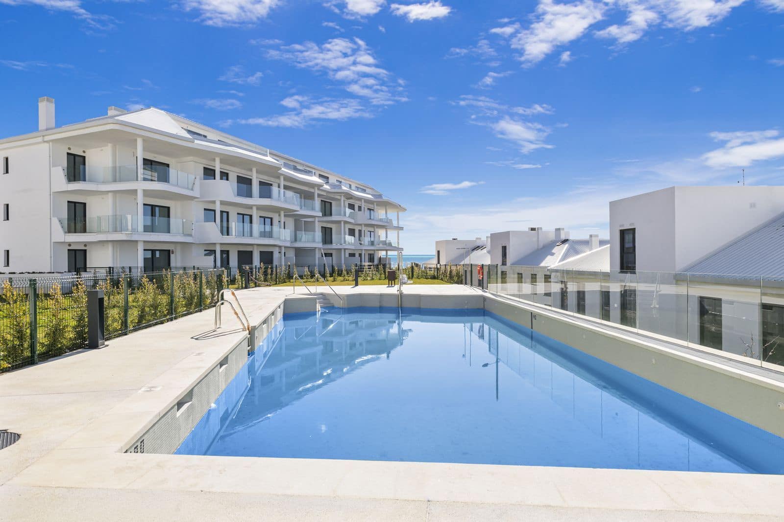 3 soveværelse Lejlighed til salg i Fuengirola med swimmingpool garage - € 608.000 (Ref: 9822785)