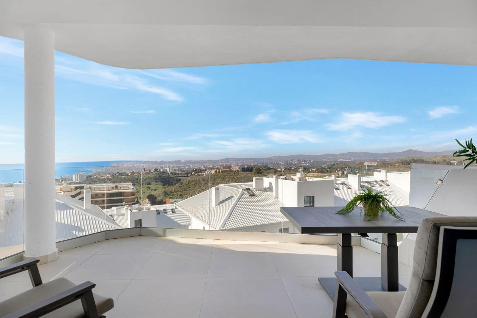 3 soveværelse Lejlighed til salg i Fuengirola med swimmingpool garage - € 608.000 (Ref: 9822785)
