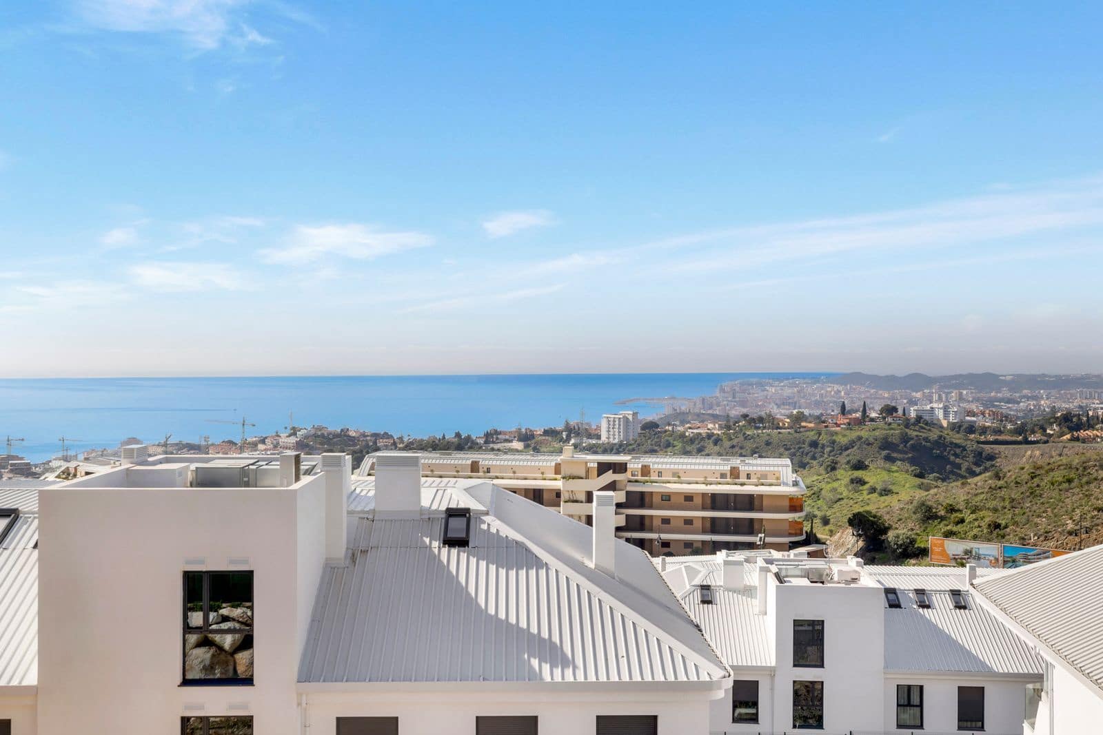 3 soveværelse Lejlighed til salg i Fuengirola med swimmingpool garage - € 608.000 (Ref: 9822785)