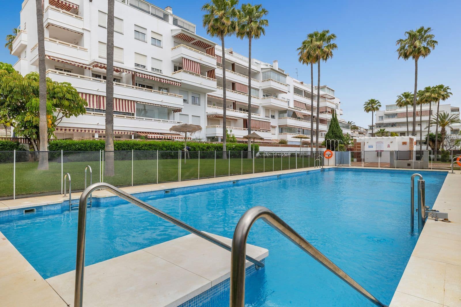 3 bedroom Apartment for sale in Torremolinos with pool garage - € 535,000 (Ref: 9831287)