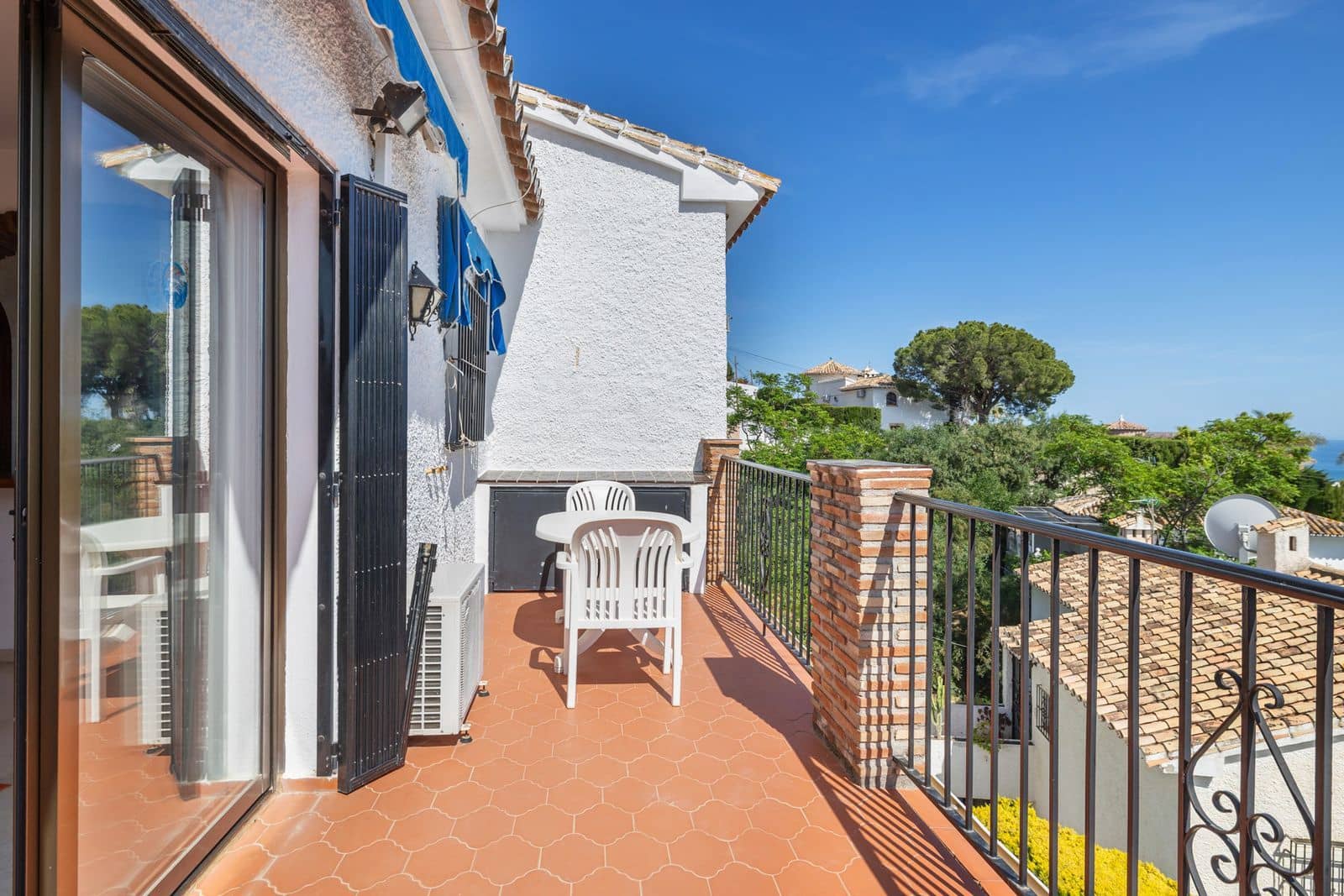 3 soverom Leilighet til salgs i Benalmadena Costa med svømmebasseng - € 325 000 (Ref: 9833591)