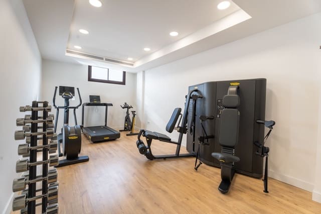 2 soveværelse Penthouse til salg i El Higuerón, Fuengirola - € 599.000 (Ref: 9990642)