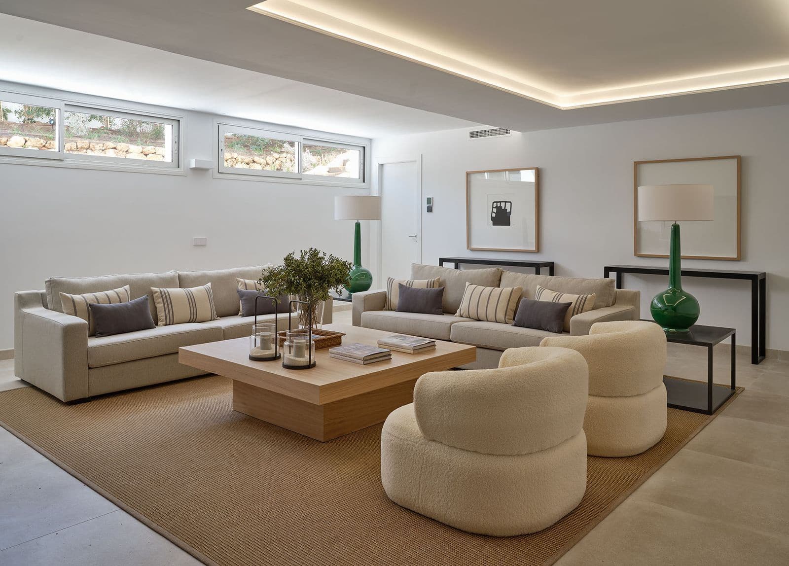 4 soveværelse Villa til salg i Marbella med swimmingpool garage - € 1.890.000 (Ref: 9994902)