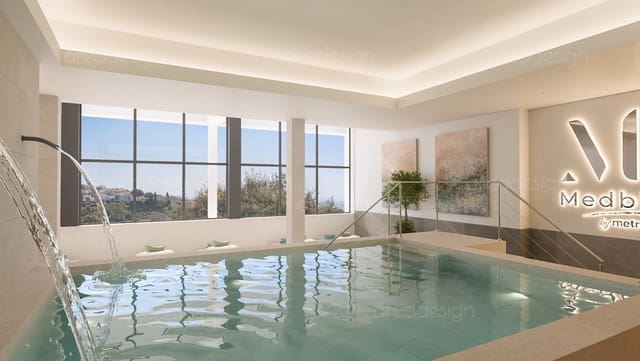 2 soveværelse Lejlighed til salg i Los Monteros, Marbella med swimmingpool garage - € 499.000 (Ref: 9995052)