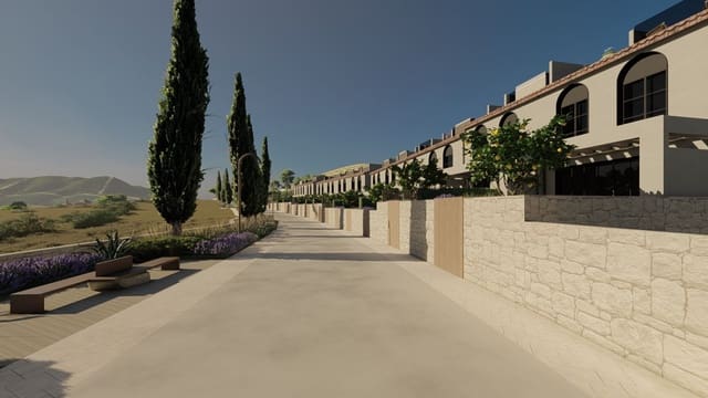 3 sypialnia Dom na sprzedaż w Guaro z basenem garażem - 750 000 € (Ref: 9995065)
