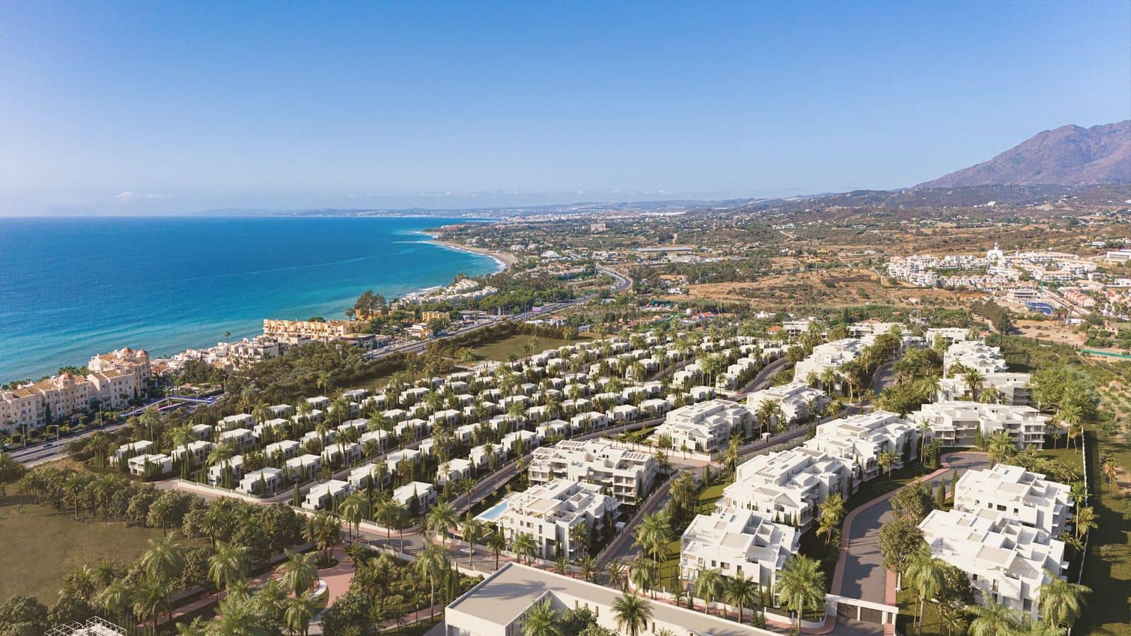 3 quarto Apartamento para venda em Estepona com piscina garagem - 799 000 € (Ref: 9995632)