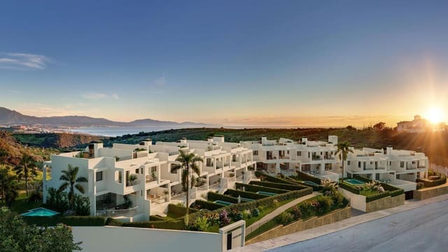3 sovrum Hus till salu i Chullera, Manilva med pool garage - 567 750 € (Ref: 9996873)
