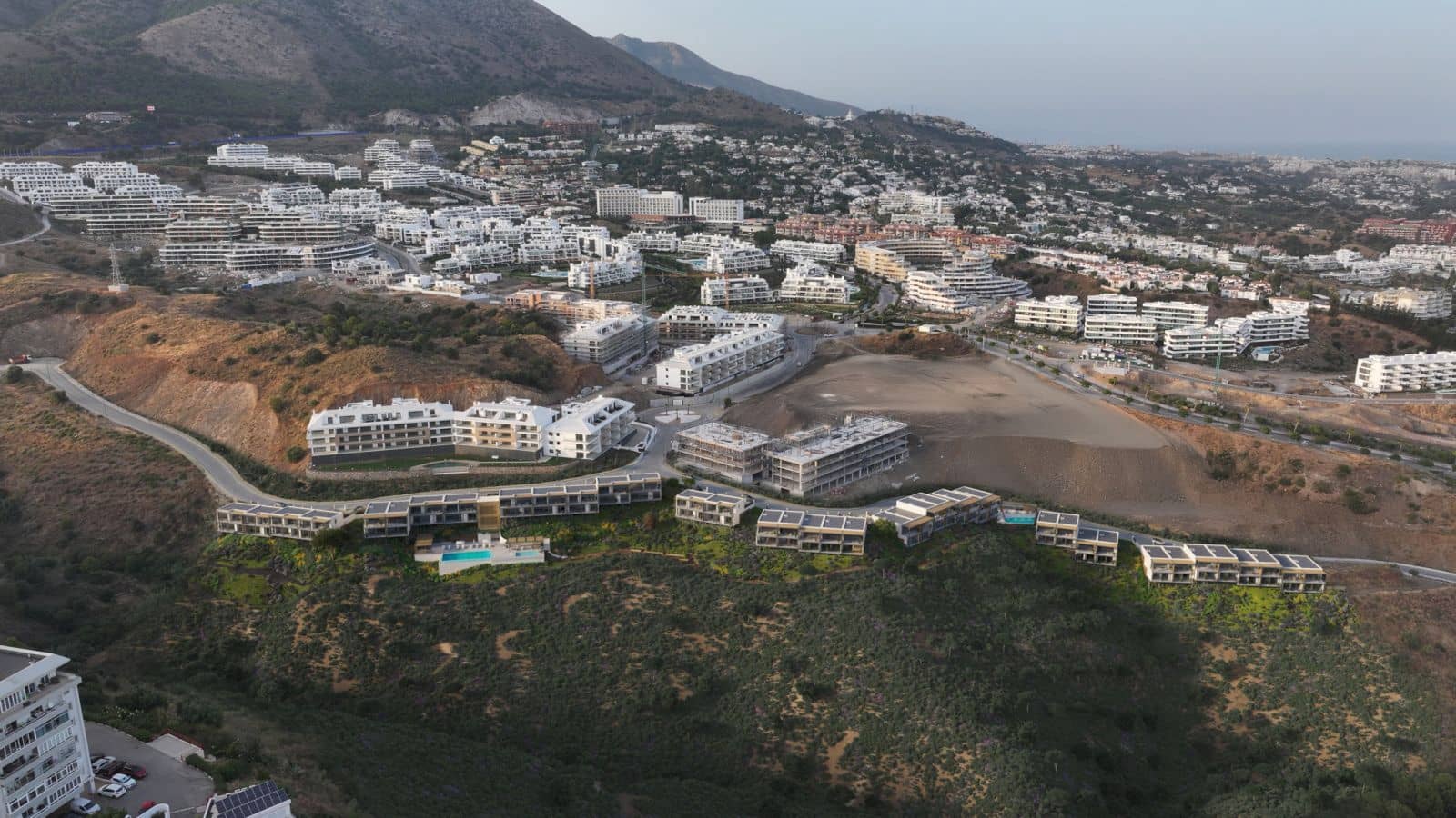 3 Zimmer Doppelhaus zu verkaufen in Fuengirola mit Pool Garage - 797.000 € (Ref: 9996882)