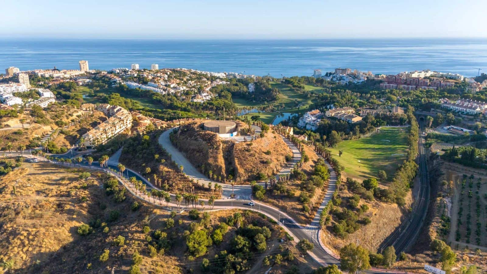 2 slaapkamer Appartement te koop in Benalmadena met zwembad garage - € 420.000 (Ref: 9996962)