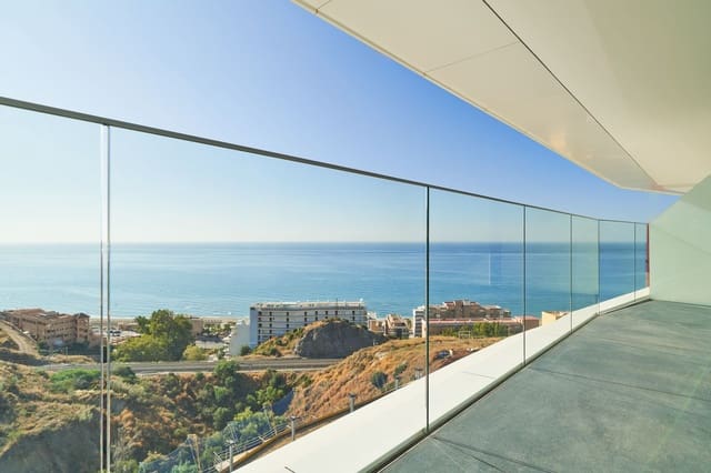 2 soveværelse Lejlighed til salg i Las Gaviotas  - Carvajal, Fuengirola med swimmingpool garage - € 995.000 (Ref: 9998570)