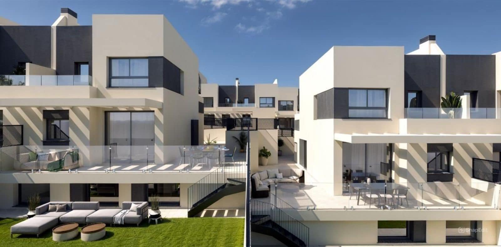 3 soveværelse Semi-Rækkehus til salg i Nerja med swimmingpool garage - € 850.000 (Ref: 9998582)