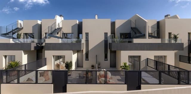 3 soveværelse Semi-Rækkehus til salg i Capistrano, Nerja med swimmingpool garage - € 850.000 (Ref: 9998582)