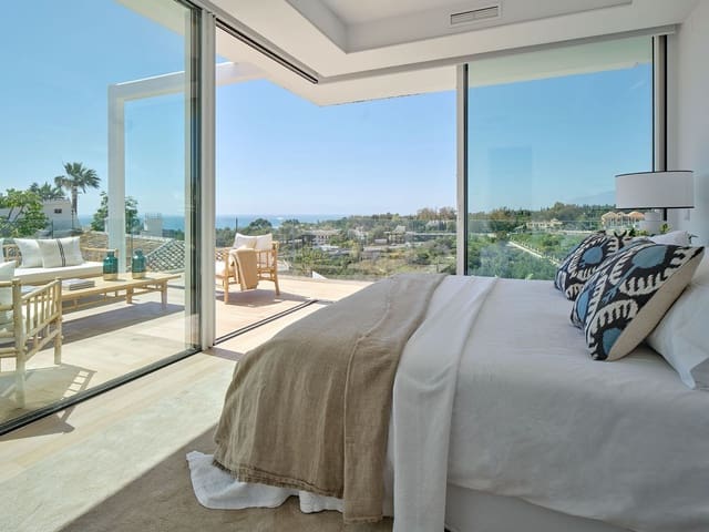 4 bedroom Villa for sale in Valdeolletas - Las Cancelas - Xarblanca, Marbella with pool garage - € 1,890,000 (Ref: 9998602)