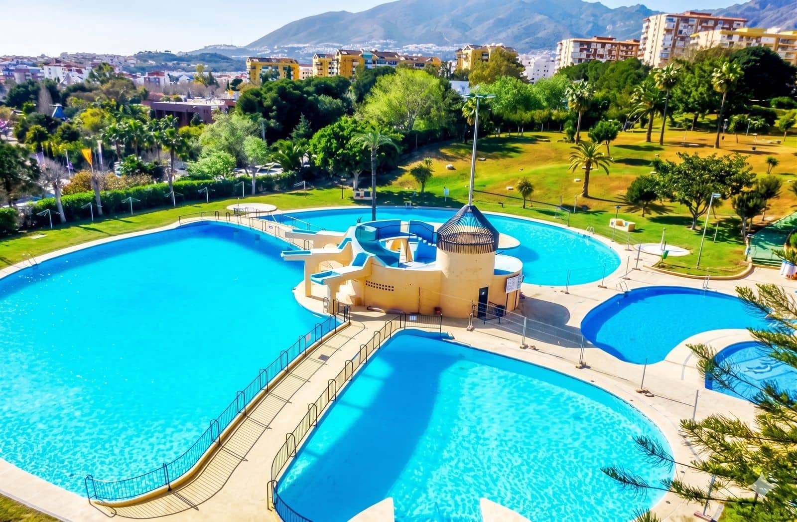 Studio te koop in Benalmadena Costa met zwembad - € 185.000 (Ref: 9998604)