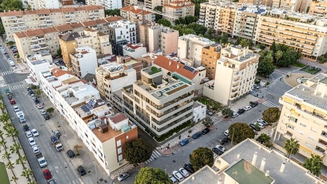 2 bedroom Apartment for sale in Santa Isabel, Málaga city with pool garage - € 910,000 (Ref: 9998611)
