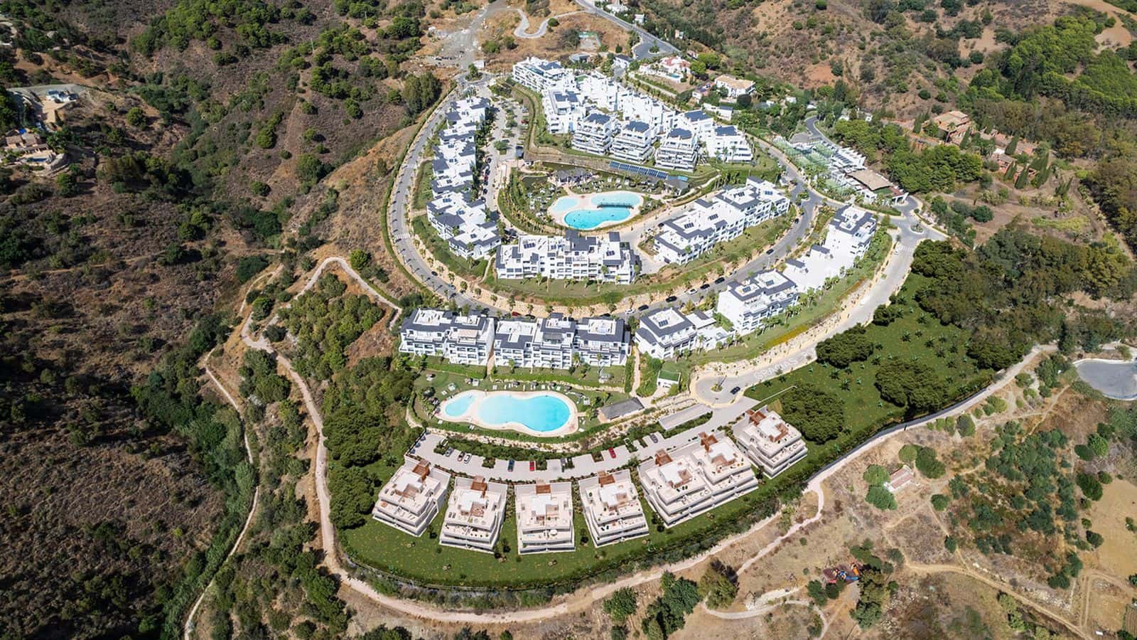 3 chambre Appartement à vendre à Estepona avec piscine garage - 847 000 € (Ref: 9998647)