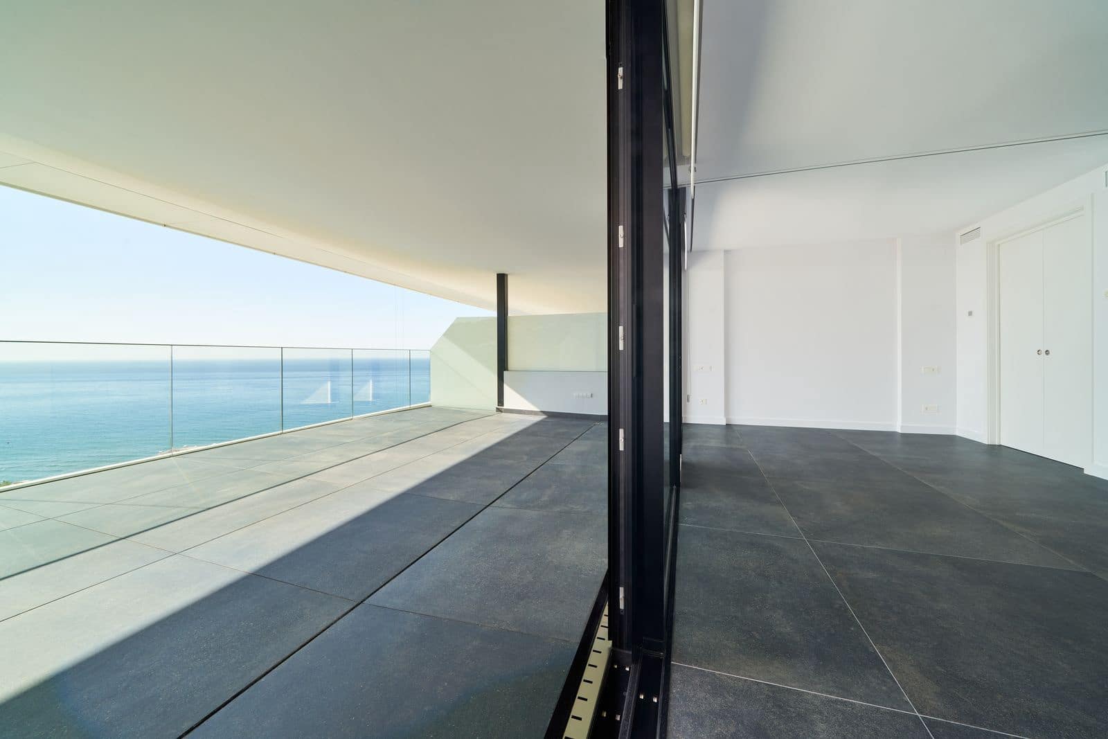 2 soveværelse Lejlighed til salg i Fuengirola med swimmingpool garage - € 995.000 (Ref: 9998661)