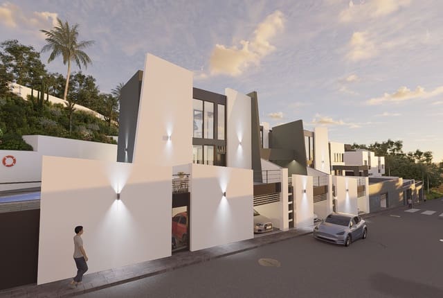 3 quarto Moradia em Banda para venda em Centro Internacional, Torrox com piscina garagem - 375 000 € (Ref: 8049407)