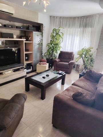 4 soverom Villa til salgs i El Campello - € 485 000 (Ref: 9164291)