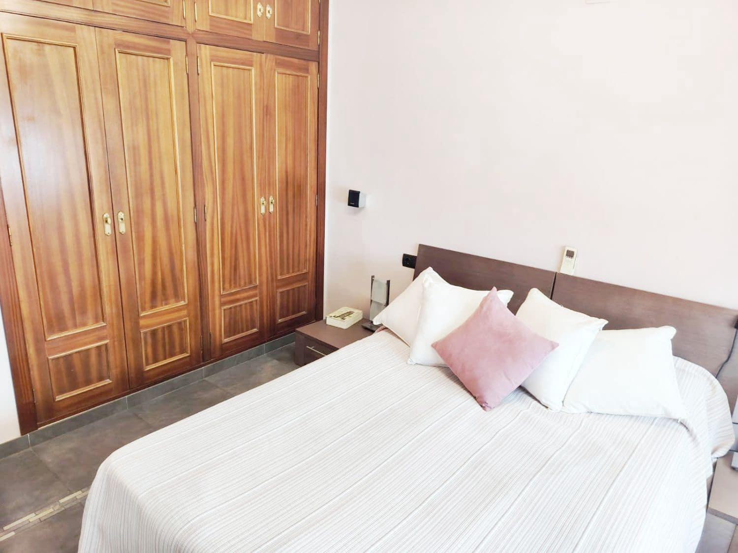 4 bedroom Villa for sale in El Campello - € 485,000 (Ref: 9164291)