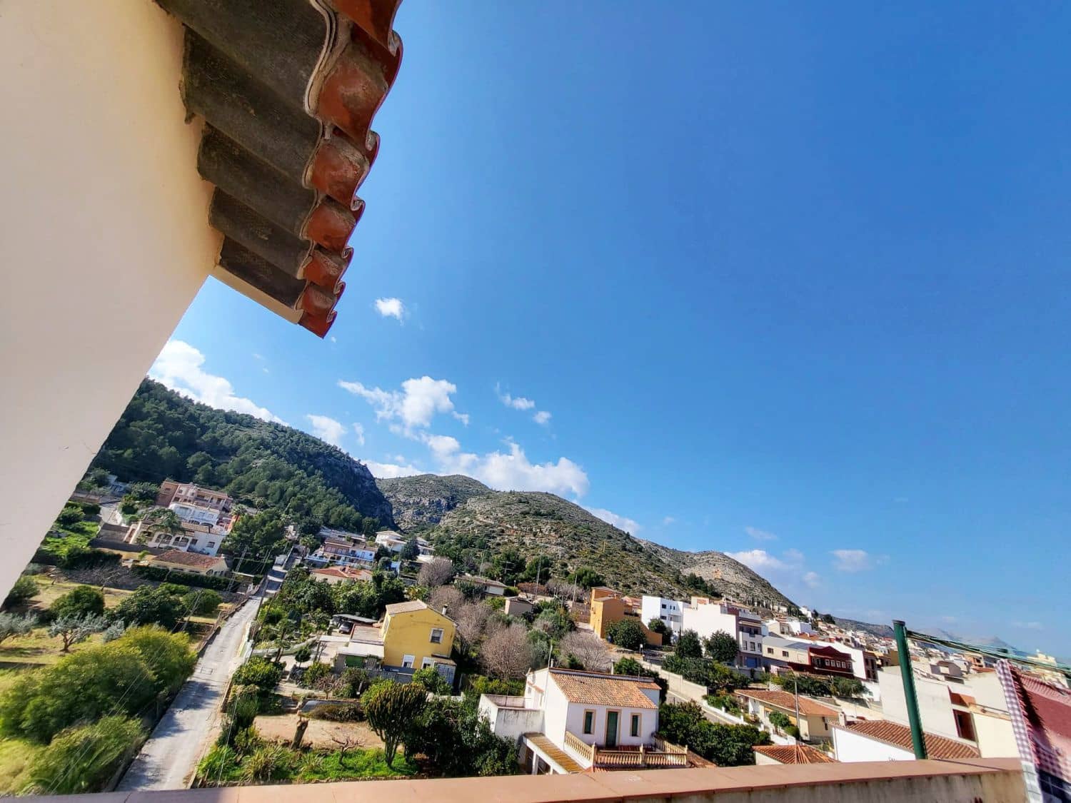 3 bedroom Flat for sale in Pedreguer - € 180,000 (Ref: 9310201)