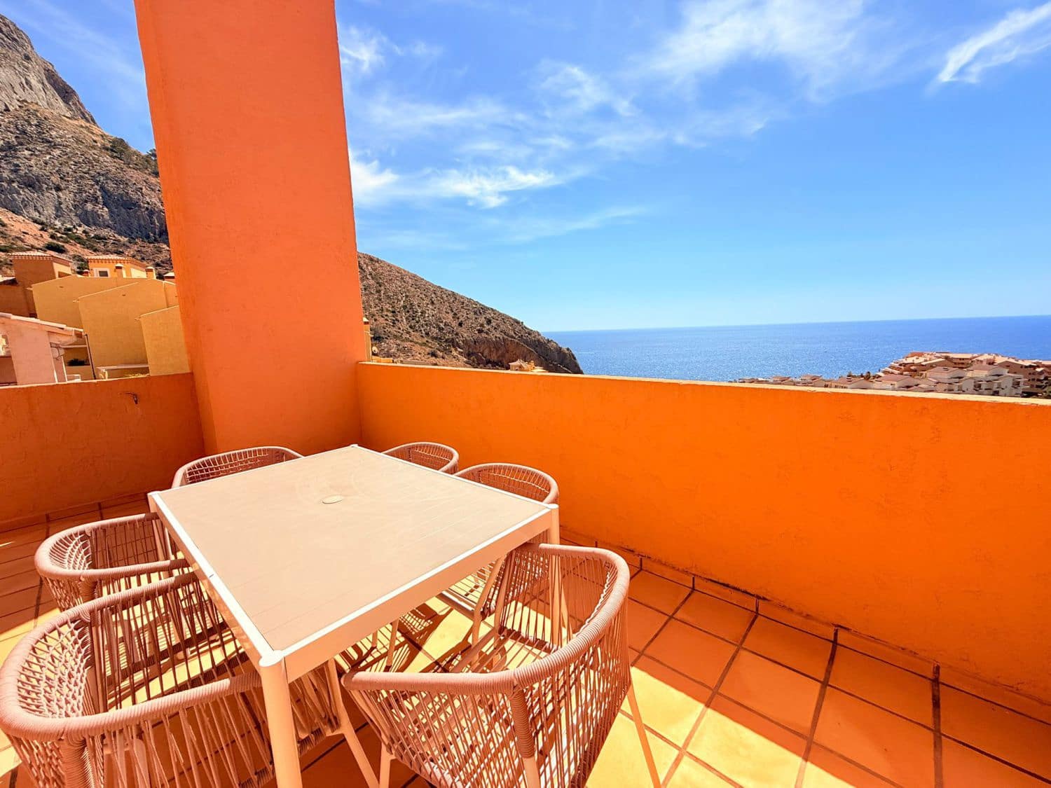 3 bedroom Villa for sale in Altea with garage - € 440,000 (Ref: 9346592)