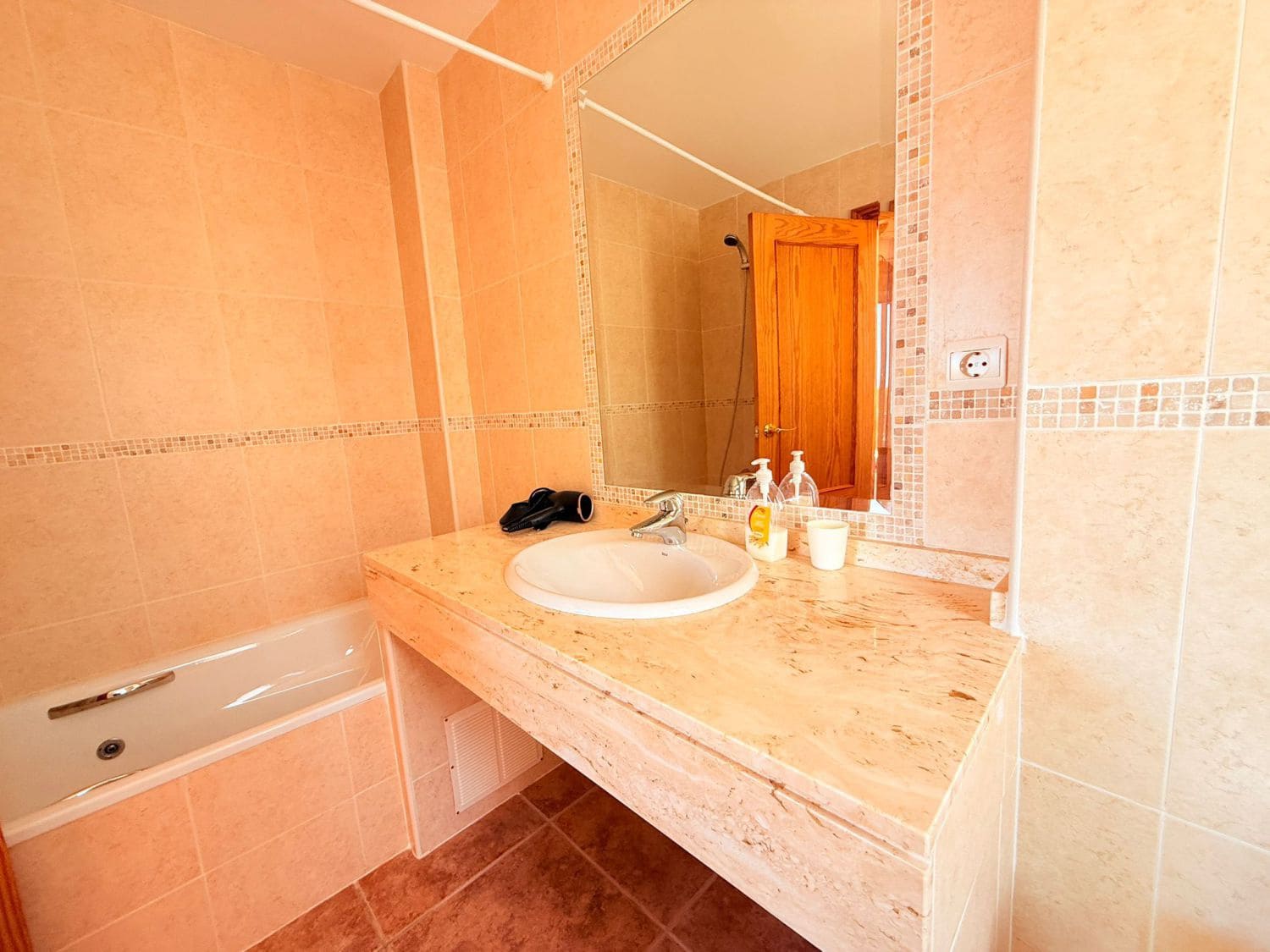 3 bedroom Villa for sale in Altea with garage - € 440,000 (Ref: 9346592)