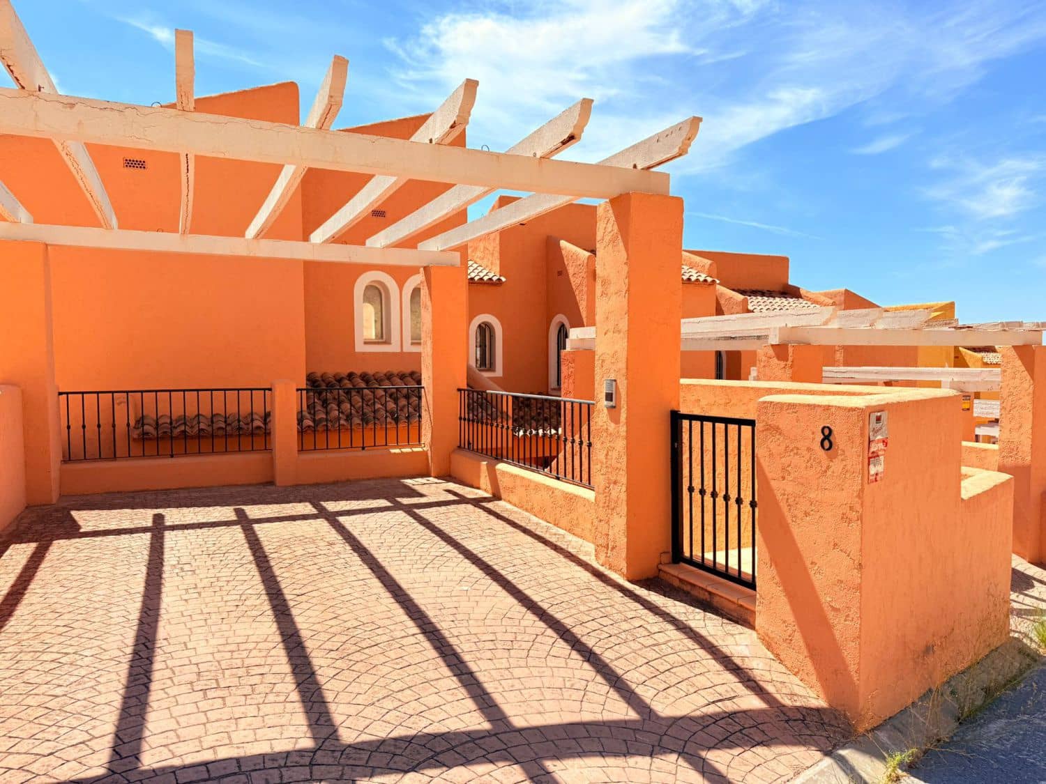3 bedroom Villa for sale in Altea with garage - € 440,000 (Ref: 9346592)