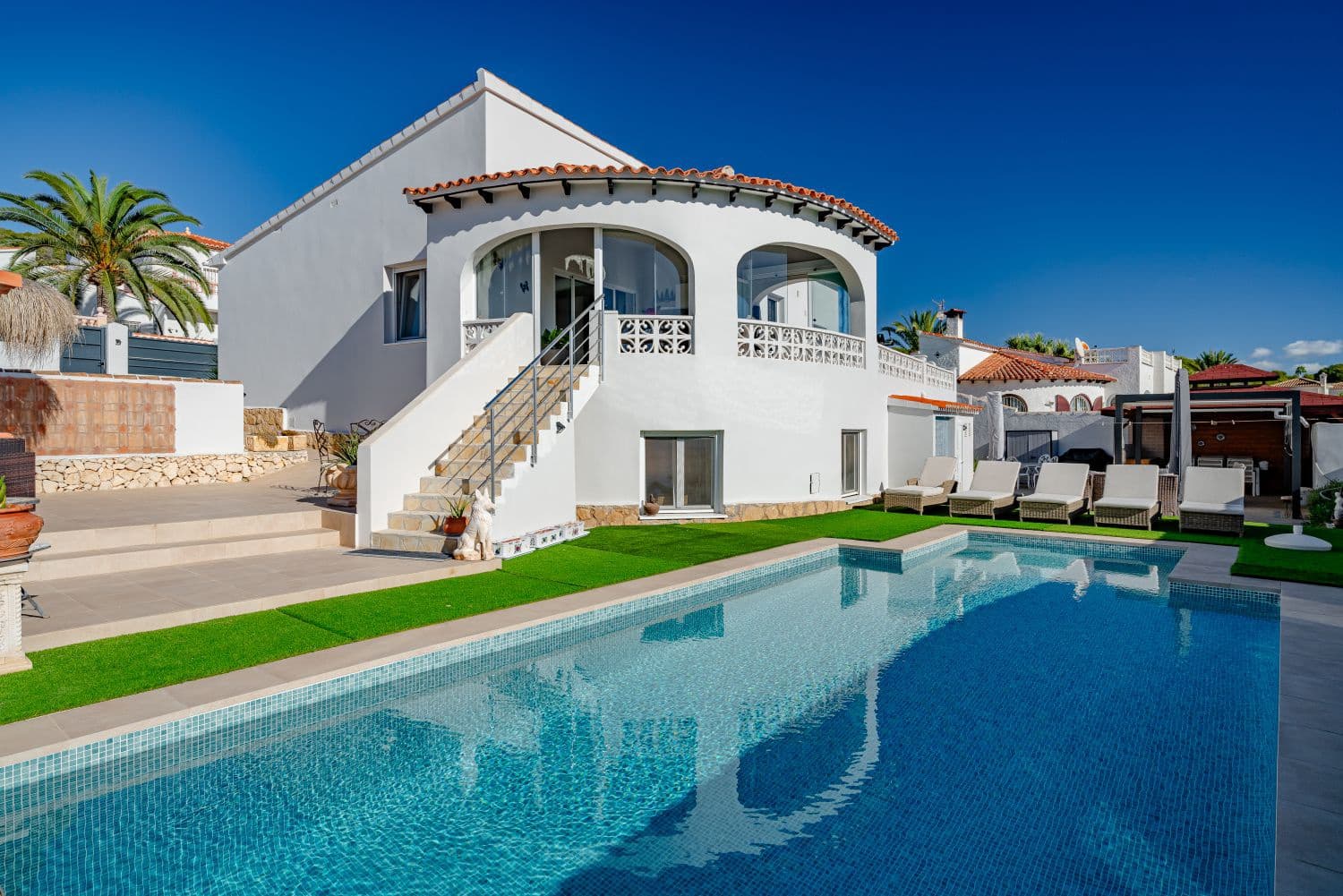 4 bedroom Townhouse for sale in Calpe / Calp - € 850,000 (Ref: 9378827)